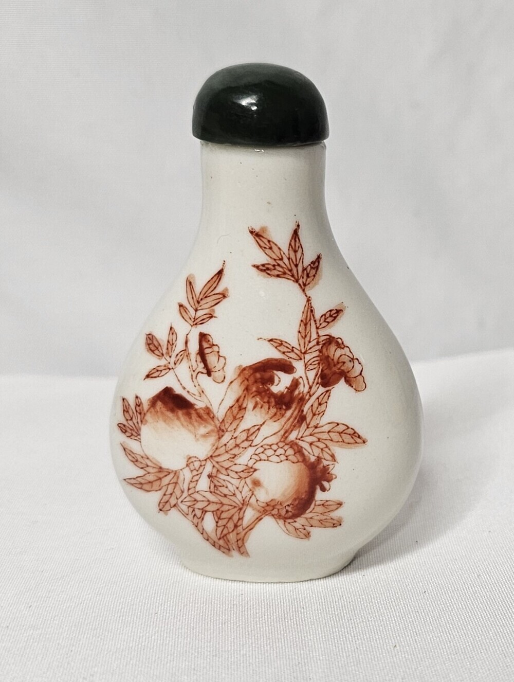 Vtg  Chinese Porcelain Snuff Bottle Iron Red Pomegranate Jade Top Qianlong Mark